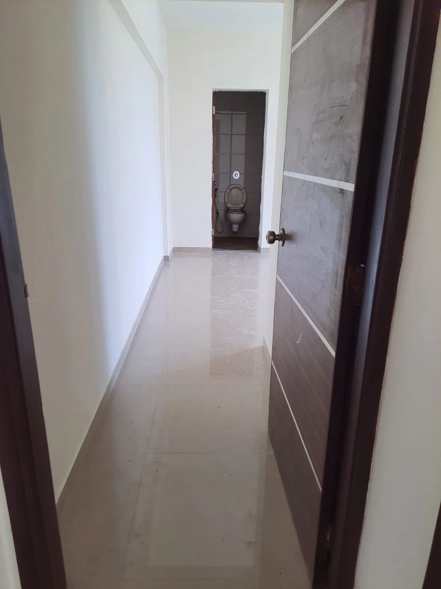 2.5 BHK Flat for Rent in sethia link view, Goregaon West